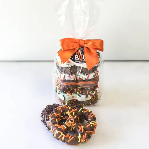 7pc Milk and White Chocolate Covered Pretzels - Harvest Deco