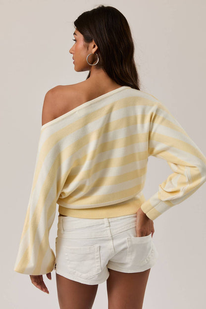 BOAT NECK DOLMAN SLEEVE TOP