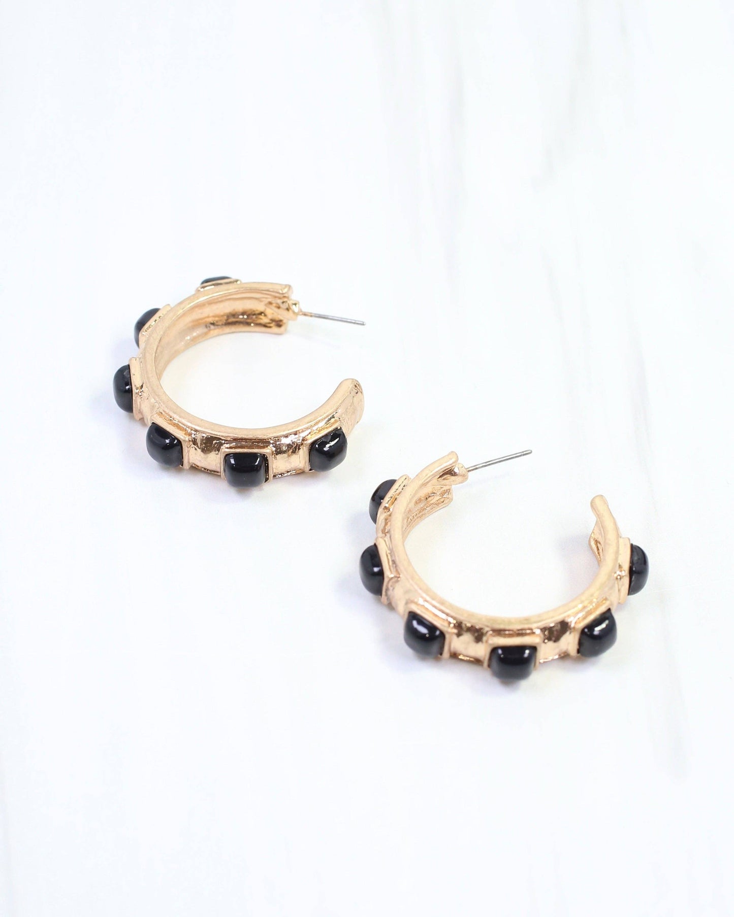 Allie Hammered Gold Earring Black