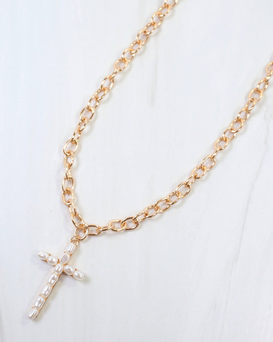 Cara Pearl Cross Link Necklace Gold