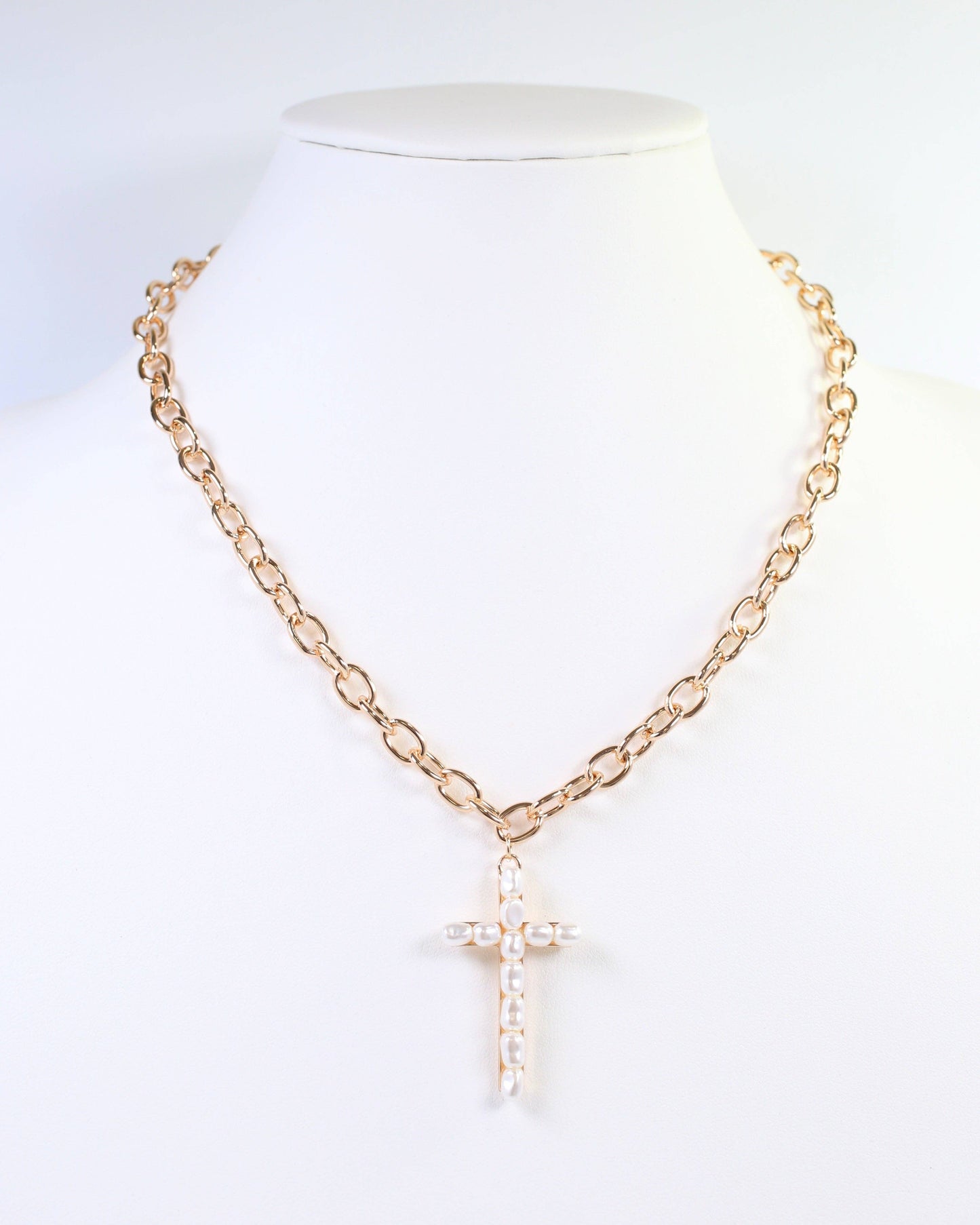 Cara Pearl Cross Link Necklace Gold