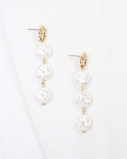 Grants Dangle Pearl Earring Cream