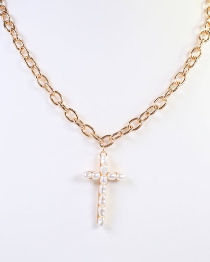 Cara Pearl Cross Link Necklace Gold