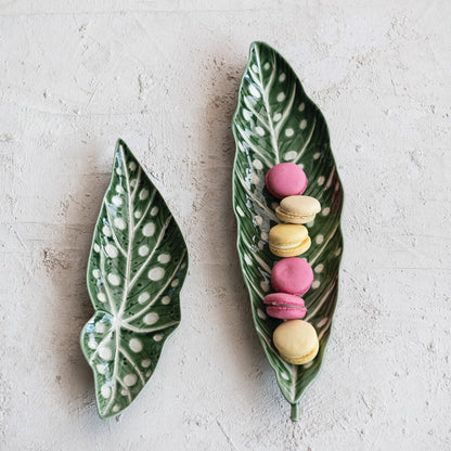 Stonweare Leaf Dish